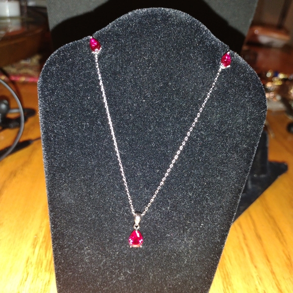Natural authentic ruby sterling jewelery set - Picture 12 of 16